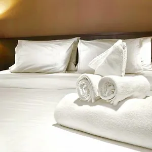Sky Suites Hotel